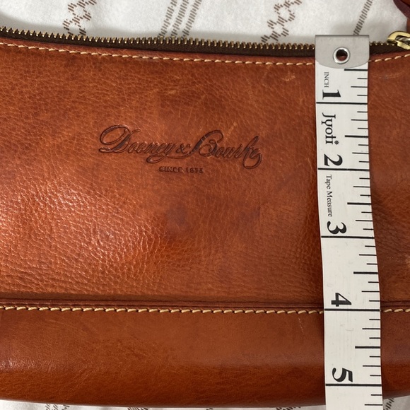 Dooney & Bourke small leather clutch handbag - Picture 2 of 9